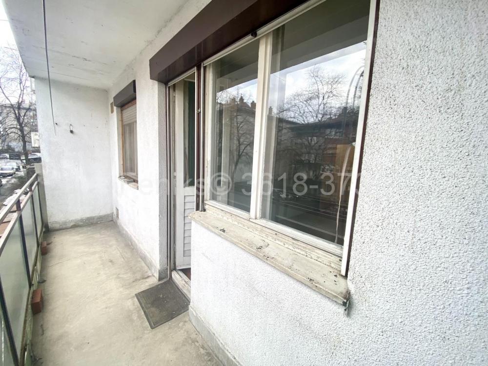 Stan na prodaju u Beogradu, Karaburma, jednosoban, 42m2, cena 115000 evra