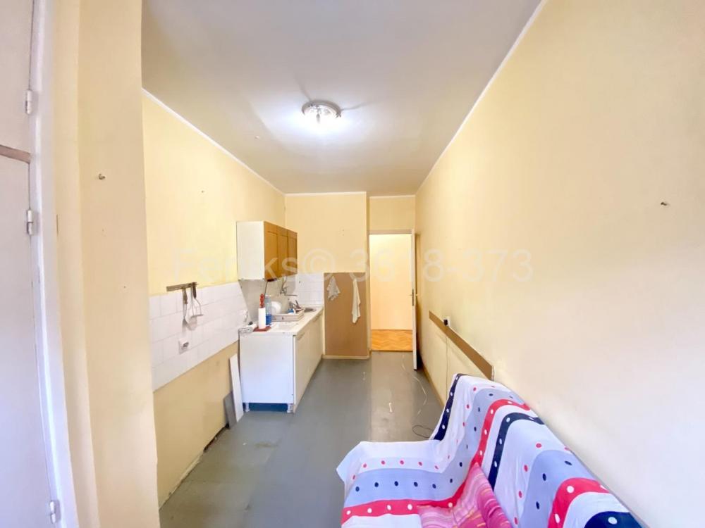 Stan na prodaju u Beogradu, Karaburma, jednosoban, 42m2, cena 115000 evra