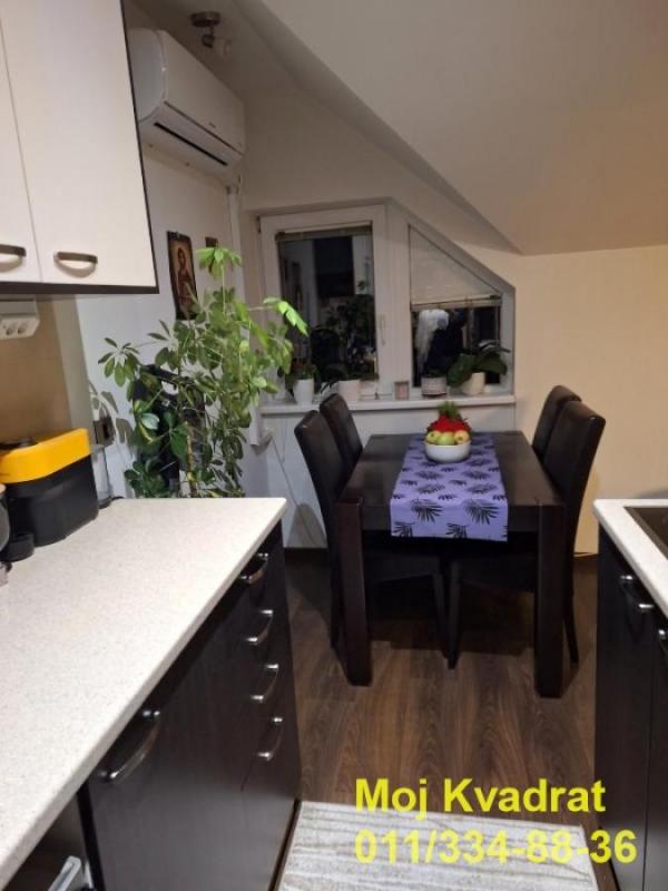 Stan na prodaju u Beogradu, Nova Galenika, dvosoban, 56m2, cena 140000 evra