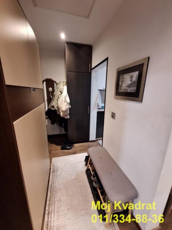 Stan na prodaju u Beogradu, Nova Galenika, dvosoban, 56m2, cena 140000 evra