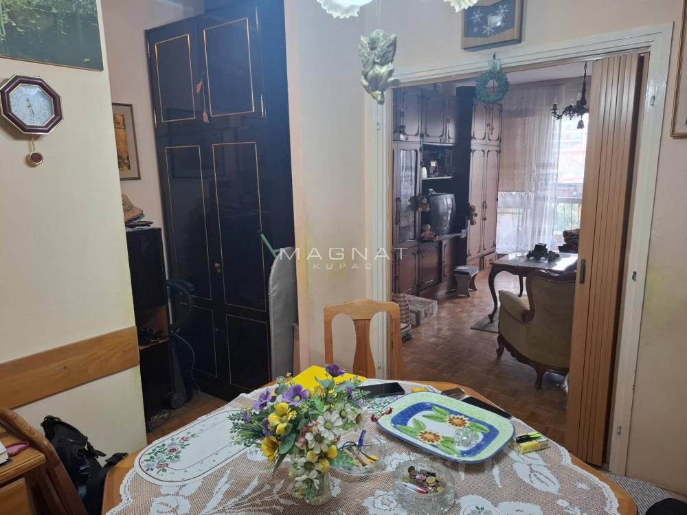 Stan na prodaju u Beogradu, Novi Beograd, dvosoban, 62m2, cena 203000 evra