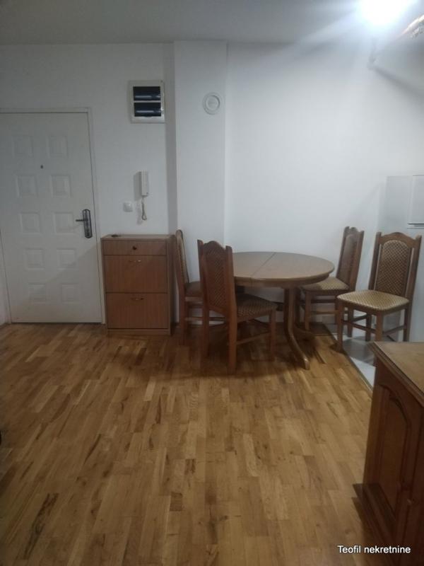 Stan na prodaju u Beogradu, Čukarica, jednoiposoban, 37m2, cena 74000 evra