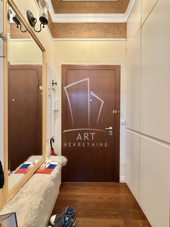 Stan na prodaju u Beogradu, Stari grad, dvosoban, 43m2, cena 260000 evra