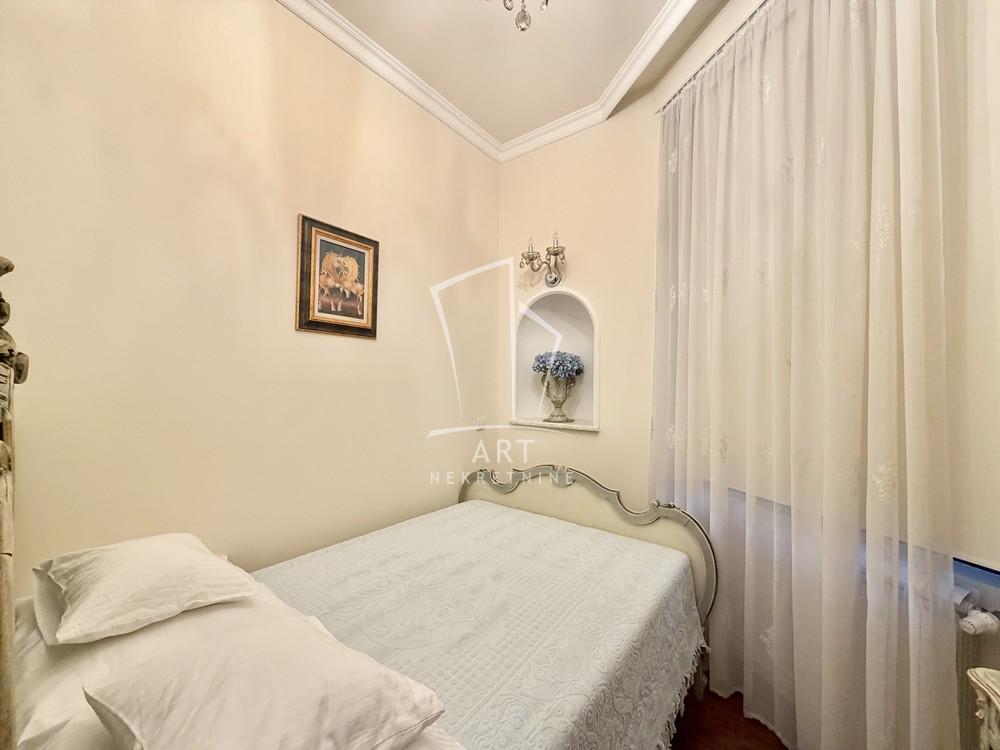 Stan na prodaju u Beogradu, Stari grad, dvosoban, 43m2, cena 260000 evra