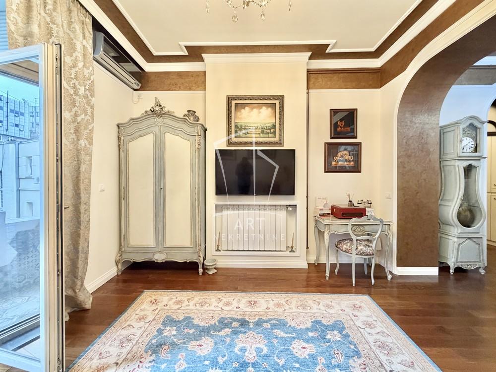 Stan na prodaju u Beogradu, Stari grad, dvosoban, 43m2, cena 260000 evra