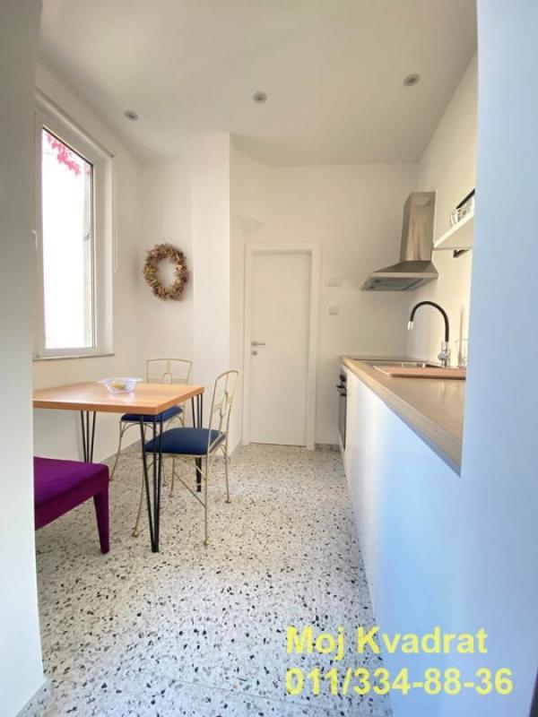 Stan na prodaju u Beogradu, Beograd (centar), dvosoban, 45m2, cena 289000 evra