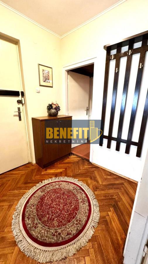 Stan na prodaju u Beogradu, Slavija, dvosoban, 62m2, cena 290000 evra