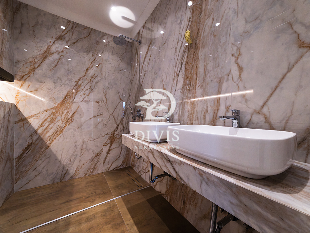 Stan na prodaju u Beogradu, Vračar (Hram), trosoban, 198m2, cena 1089000 evra