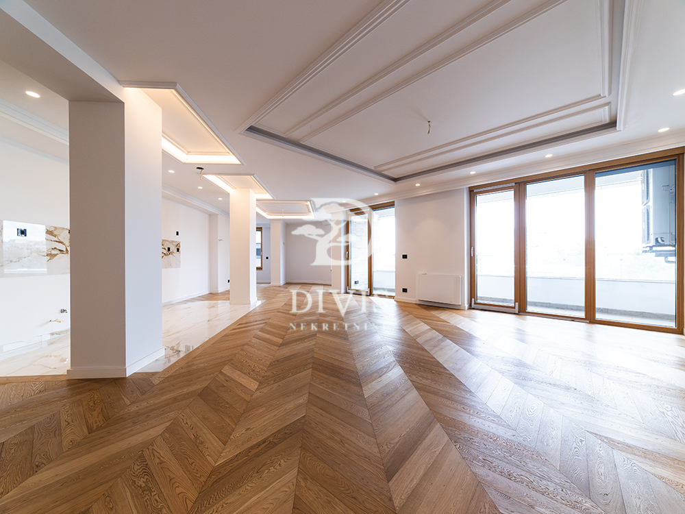 Stan na prodaju u Beogradu, Vračar (Hram), trosoban, 198m2, cena 1089000 evra