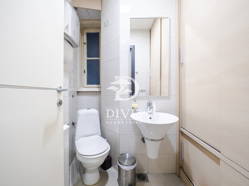 Stan na prodaju u Beogradu, Stari grad,Obilićev venac, dvosoban, 51m2, cena 230000 evra