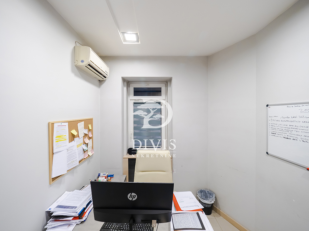 Stan na prodaju u Beogradu, Stari grad,Obilićev venac, dvosoban, 51m2, cena 230000 evra