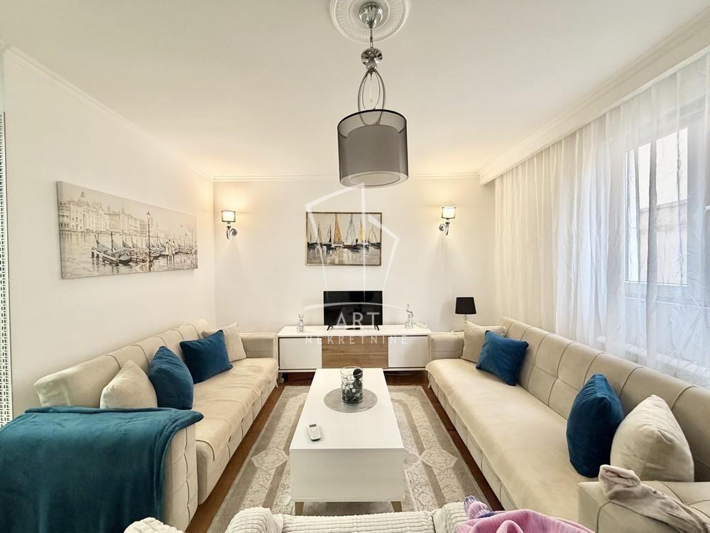 Stan na prodaju u Beogradu, Cvetanova ćuprija, troiposoban, 112m2, cena 185000 evra