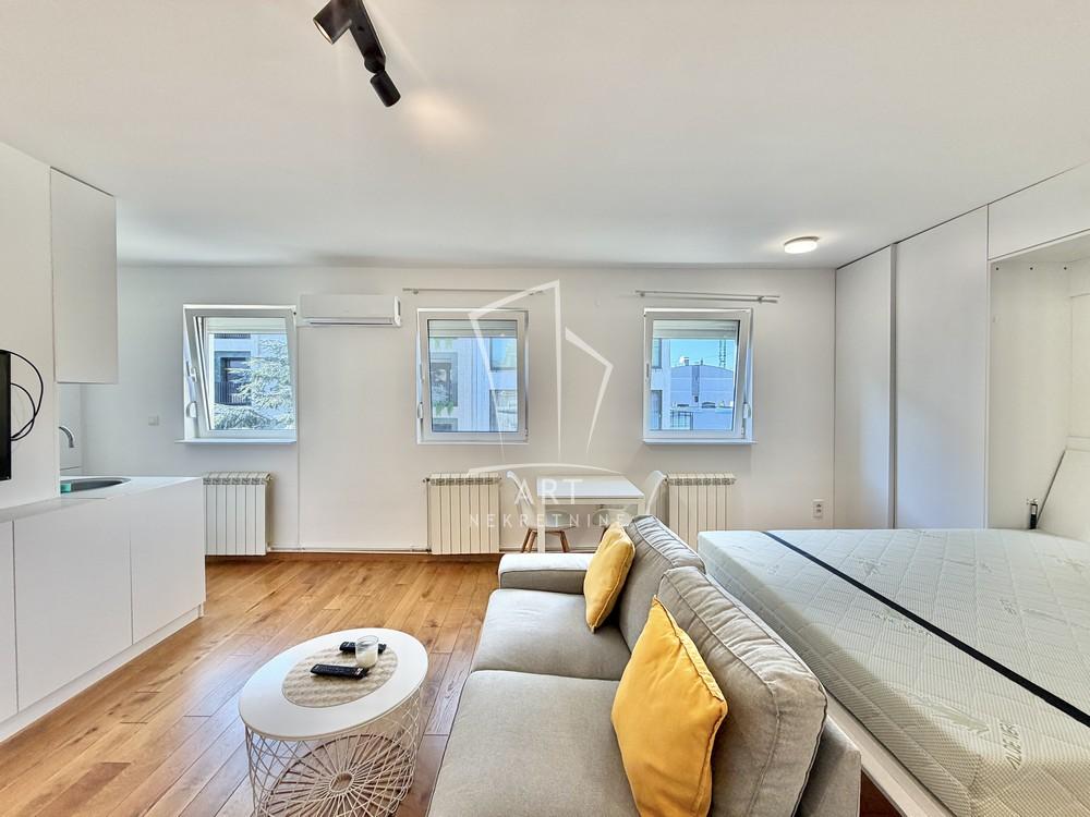 Stan na prodaju u Beogradu, Crveni Krst, 35m2, cena 160000 evra