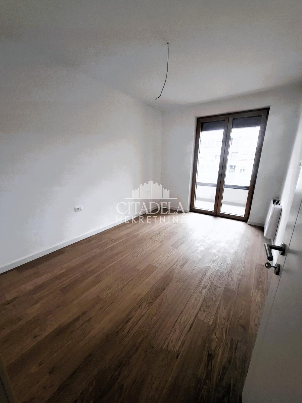 Stan na prodaju u Beogradu, Banovo brdo, dvosoban, 50m2, cena 174000 evra