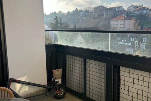 Stan na prodaju u Beogradu, Zemun, trosoban, 70m2, cena 320000 evra