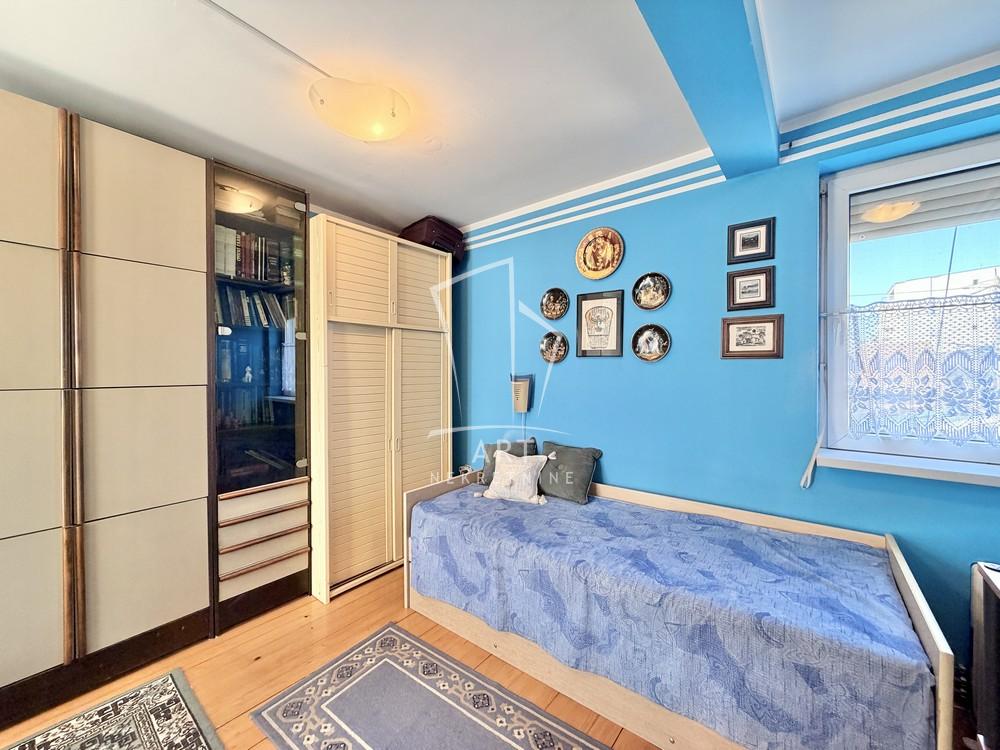 Stan na prodaju u Beogradu, Cvetkova pijaca, 155m2, cena 330000 evra