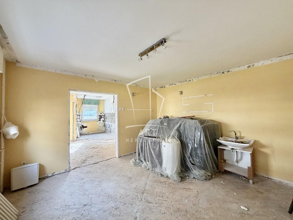 Stan na prodaju u Beogradu, Novi Beograd, dvoiposoban, 69m2, cena 247000 evra