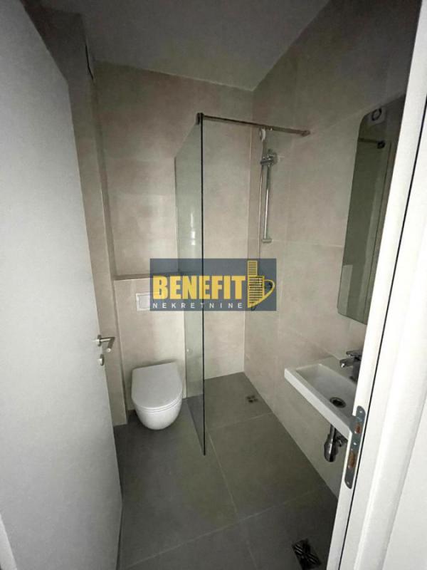 Stan na prodaju u Beogradu, Autokomanda, cetvorosoban, 88m2, cena 308000 evra