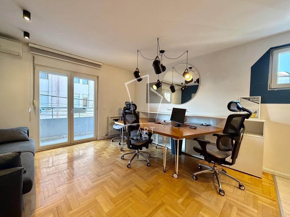 Stan na prodaju u Beogradu, Učiteljsko naselje, dvosoban, 50m2, cena 190000 evra