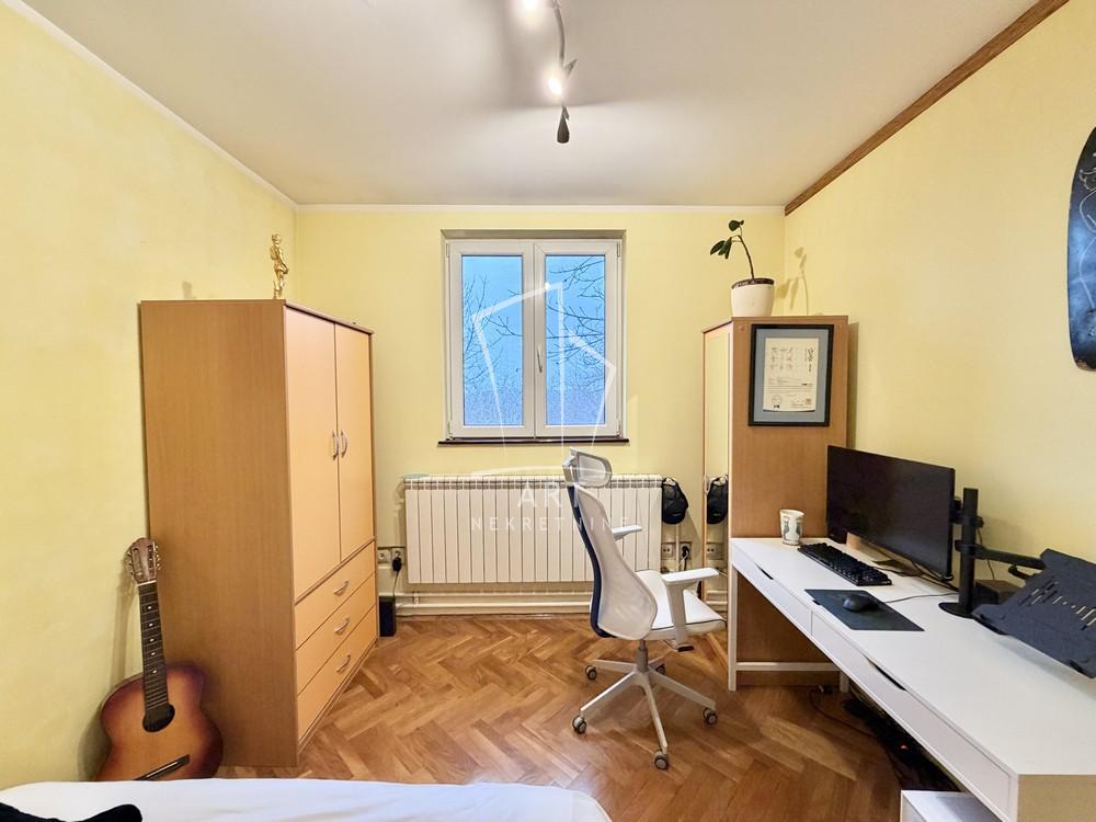 Stan na prodaju u Beogradu, Zvezdara, dvoiposoban, 62m2, cena 163000 evra