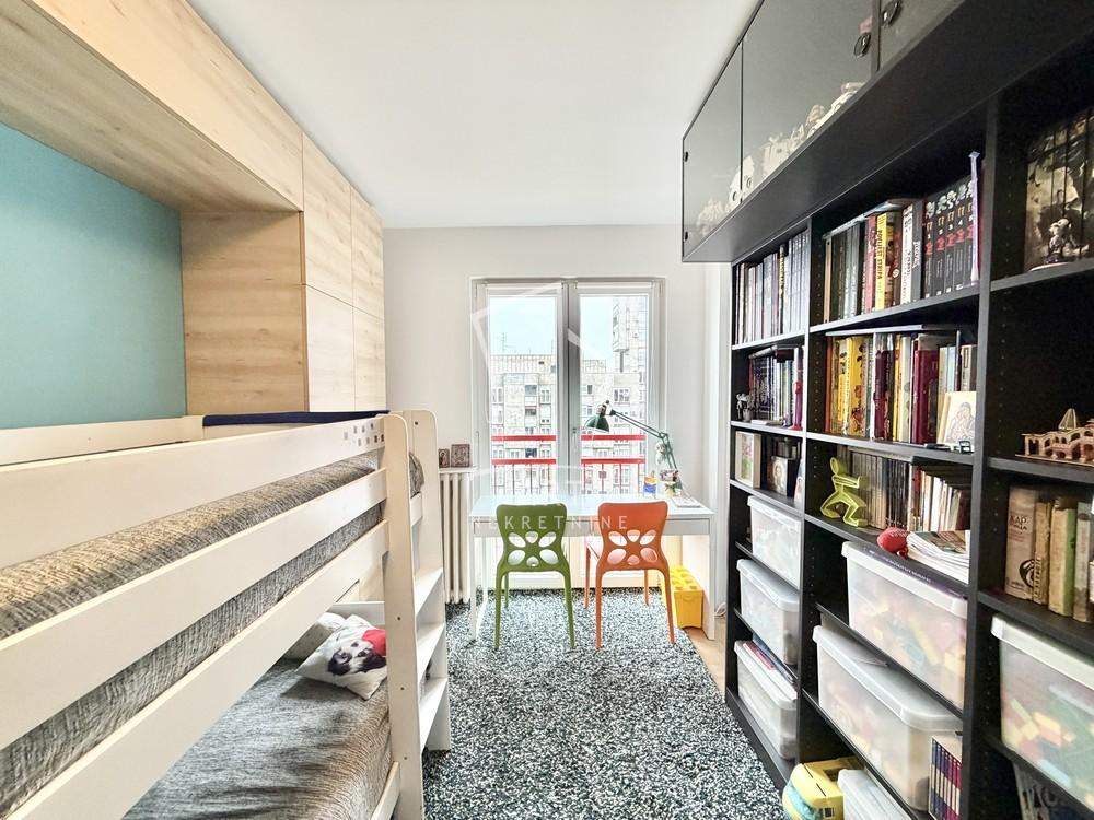 Stan na prodaju u Beogradu, Novi Beograd blok 63, dvoiposoban, 60m2, cena 199000 evra