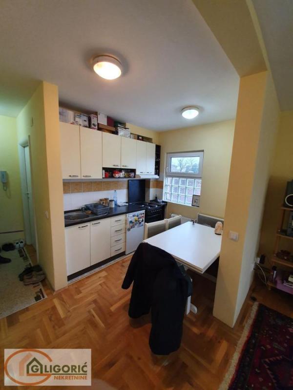 Stan na prodaju u Beogradu, Mirijevo 1, dvosoban, 41m2, cena 120000 evra