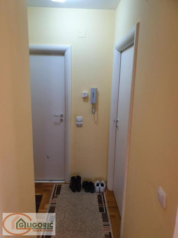 Stan na prodaju u Beogradu, Mirijevo 1, dvosoban, 41m2, cena 120000 evra