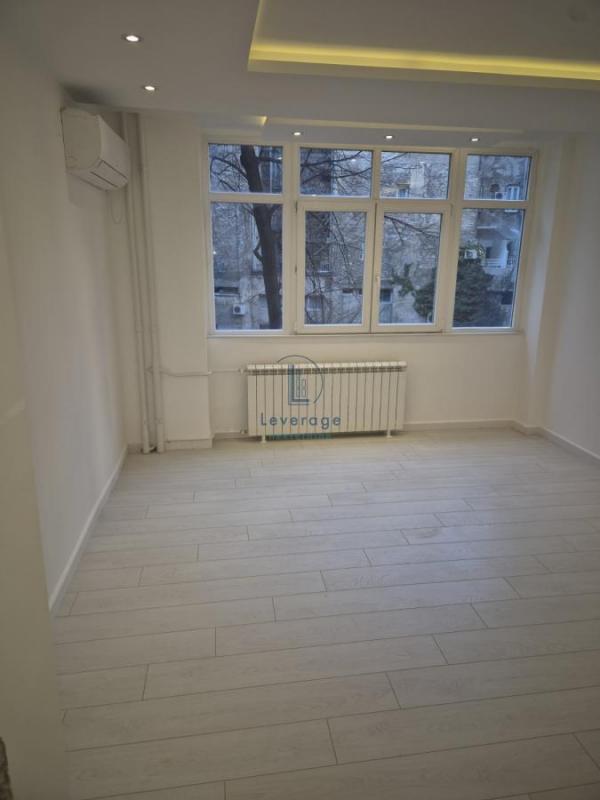 Stan na prodaju u Beogradu, Beograd (Skupština), dvosoban, 60m2, cena 335000 evra