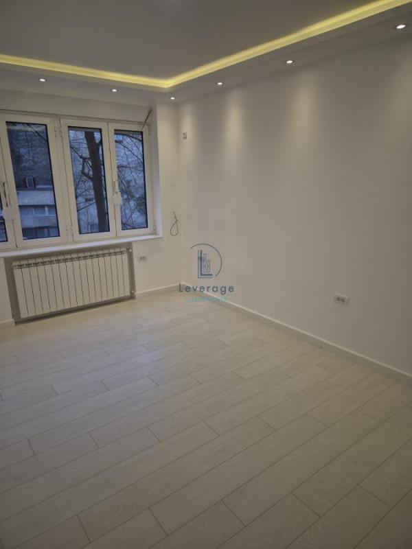 Stan na prodaju u Beogradu, Beograd (Skupština), dvosoban, 60m2, cena 335000 evra