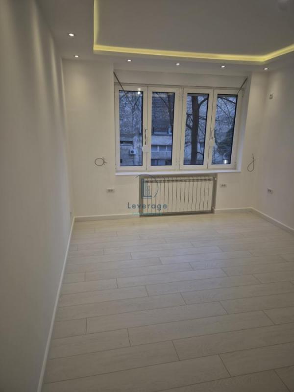 Stan na prodaju u Beogradu, Beograd (Skupština), dvosoban, 60m2, cena 335000 evra