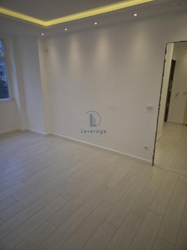 Stan na prodaju u Beogradu, Beograd (Skupština), dvosoban, 60m2, cena 335000 evra