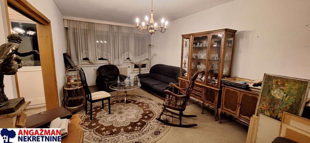 Stan na prodaju u Beogradu, Novi Beograd blok 70 (Kineski TC), 72m2, cena 249000 evra