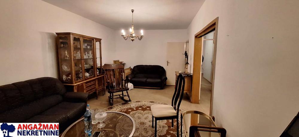 Stan na prodaju u Beogradu, Novi Beograd blok 70 (Kineski TC), 72m2, cena 249000 evra