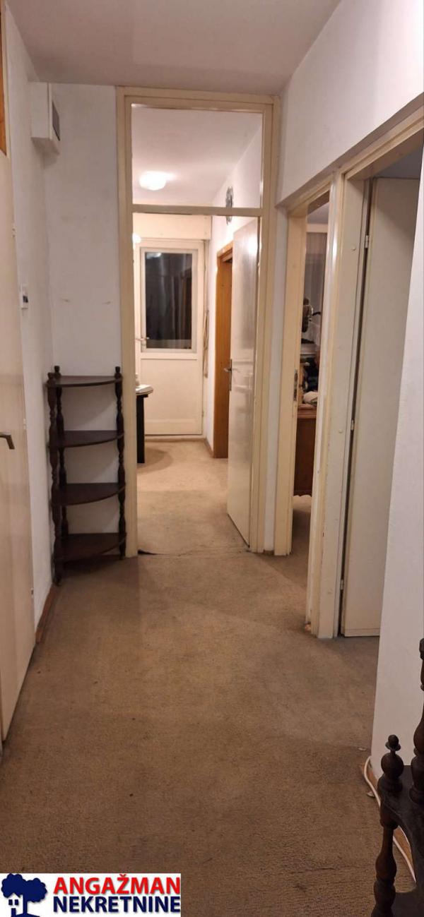 Stan na prodaju u Beogradu, Novi Beograd blok 70 (Kineski TC), 72m2, cena 249000 evra