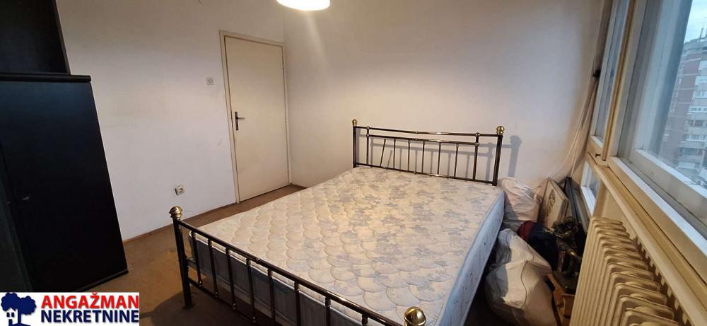 Stan na prodaju u Beogradu, Novi Beograd blok 70 (Kineski TC), 72m2, cena 240000 evra