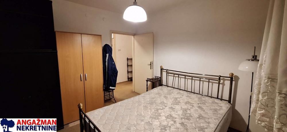 Stan na prodaju u Beogradu, Novi Beograd blok 70 (Kineski TC), 72m2, cena 249000 evra