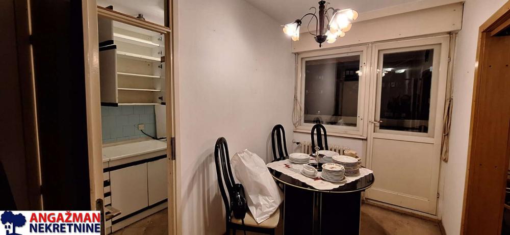 Stan na prodaju u Beogradu, Novi Beograd blok 70 (Kineski TC), 72m2, cena 249000 evra