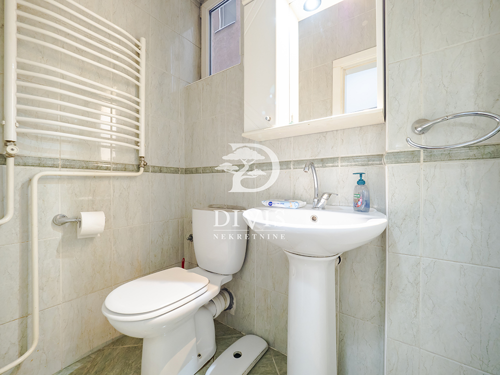 Stan na prodaju u Beogradu, Vračar,Čuburski park, trosoban, 88m2, cena 305000 evra