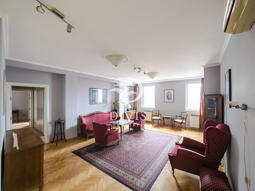 Stan na prodaju u Beogradu, Vračar,Čuburski park, trosoban, 88m2, cena 305000 evra