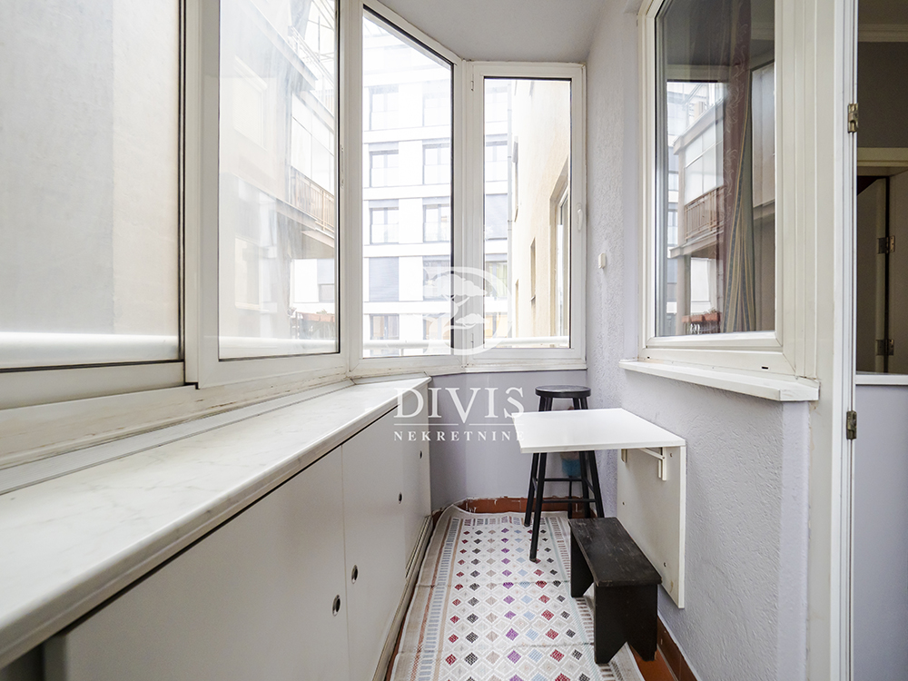 Stan na prodaju u Beogradu, Vračar,Čuburski park, trosoban, 88m2, cena 305000 evra