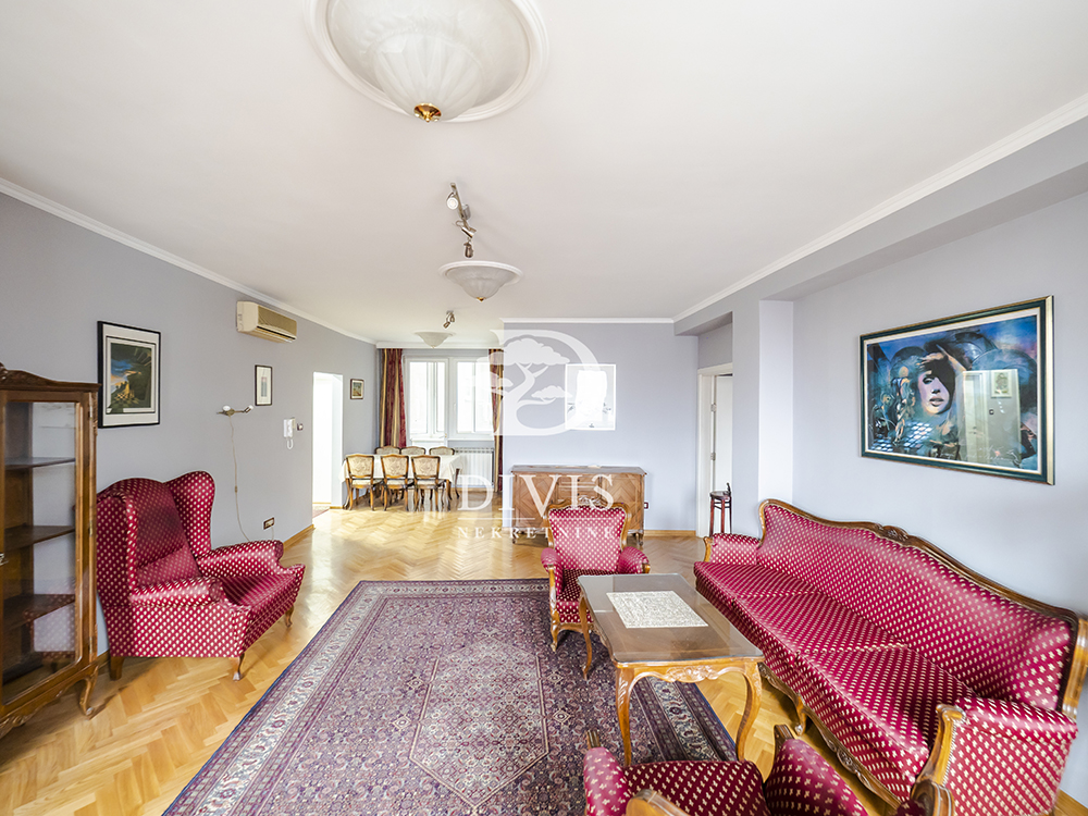 Stan na prodaju u Beogradu, Vračar,Čuburski park, trosoban, 88m2, cena 305000 evra