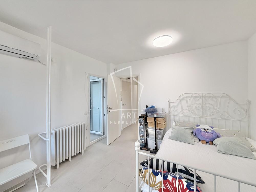 Stan na prodaju u Beogradu, Čukarica, troiposoban, 95m2, cena 309000 evra