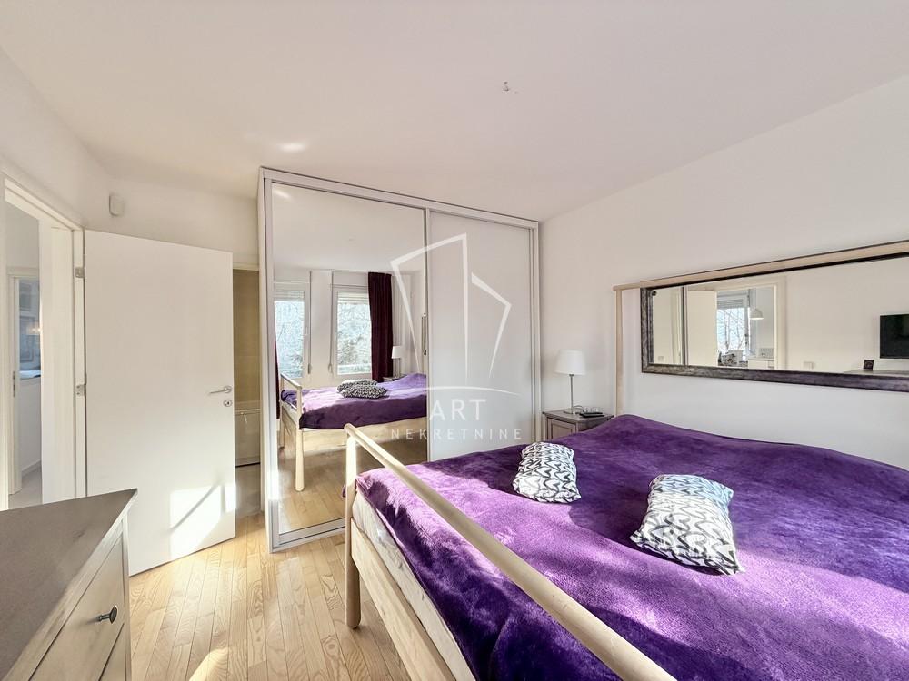 Stan na prodaju u Beogradu, Čukarica, troiposoban, 95m2, cena 309000 evra