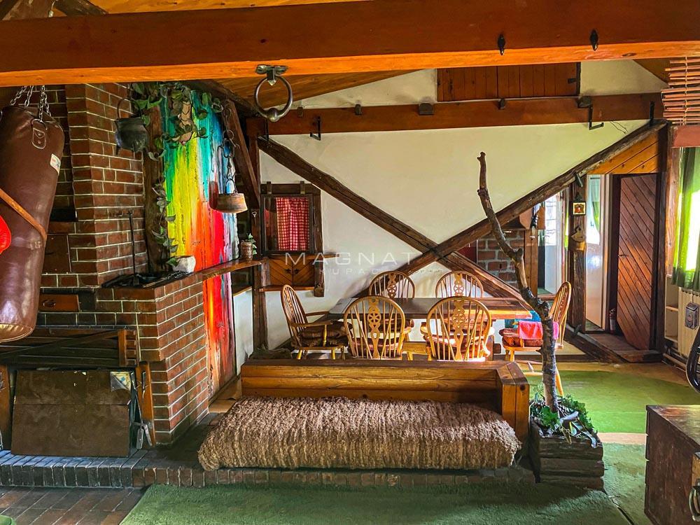 Stan na prodaju u Beogradu, Zemun, trosoban, 98m2, cena 245000 evra