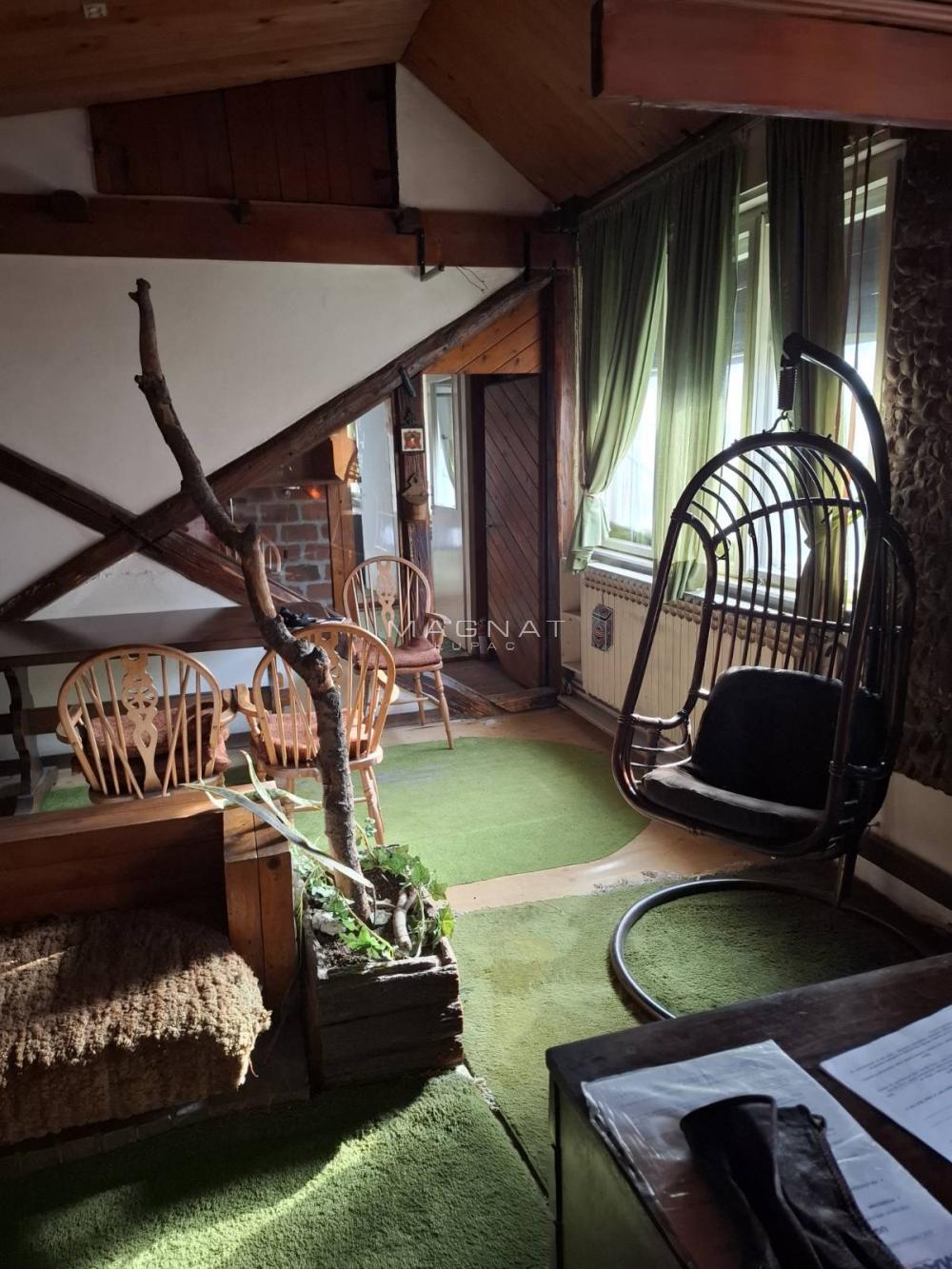 Stan na prodaju u Beogradu, Zemun, trosoban, 98m2, cena 245000 evra