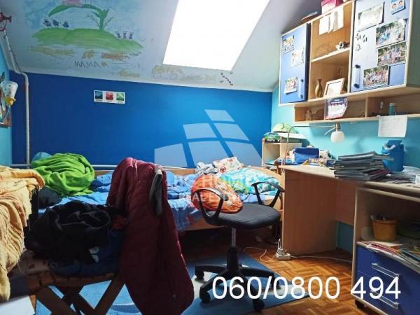 Stan na prodaju u Beogradu, Novi Beograd, troiposoban, 89m2, cena 220000 evra