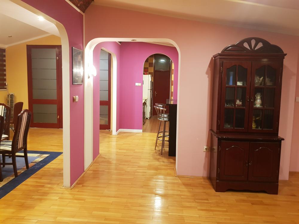 Stan na prodaju u Beogradu, Banovo brdo, cetvorosoban, 142m2, cena 459000 evra