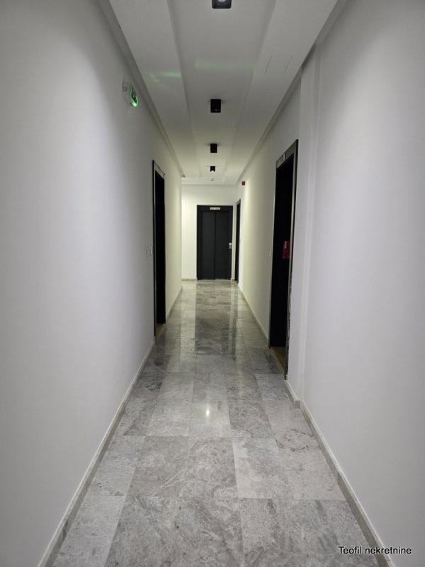 Stan na prodaju u Beogradu, Dušanovac, dvosoban, 48m2, cena 177600 evra