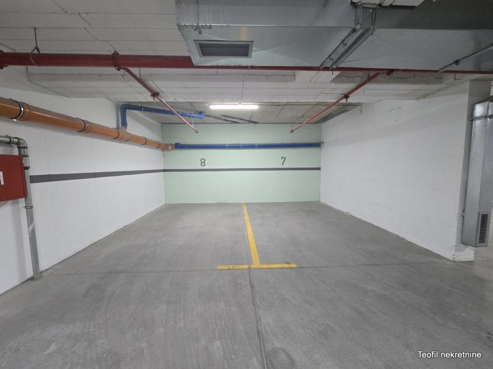 Stan na prodaju u Beogradu, Dušanovac, dvosoban, 48m2, cena 177600 evra