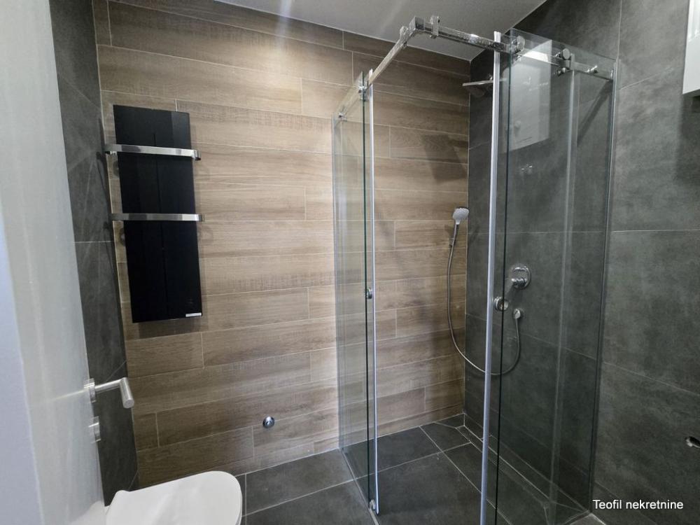 Stan na prodaju u Beogradu, Dušanovac, dvosoban, 48m2, cena 177600 evra